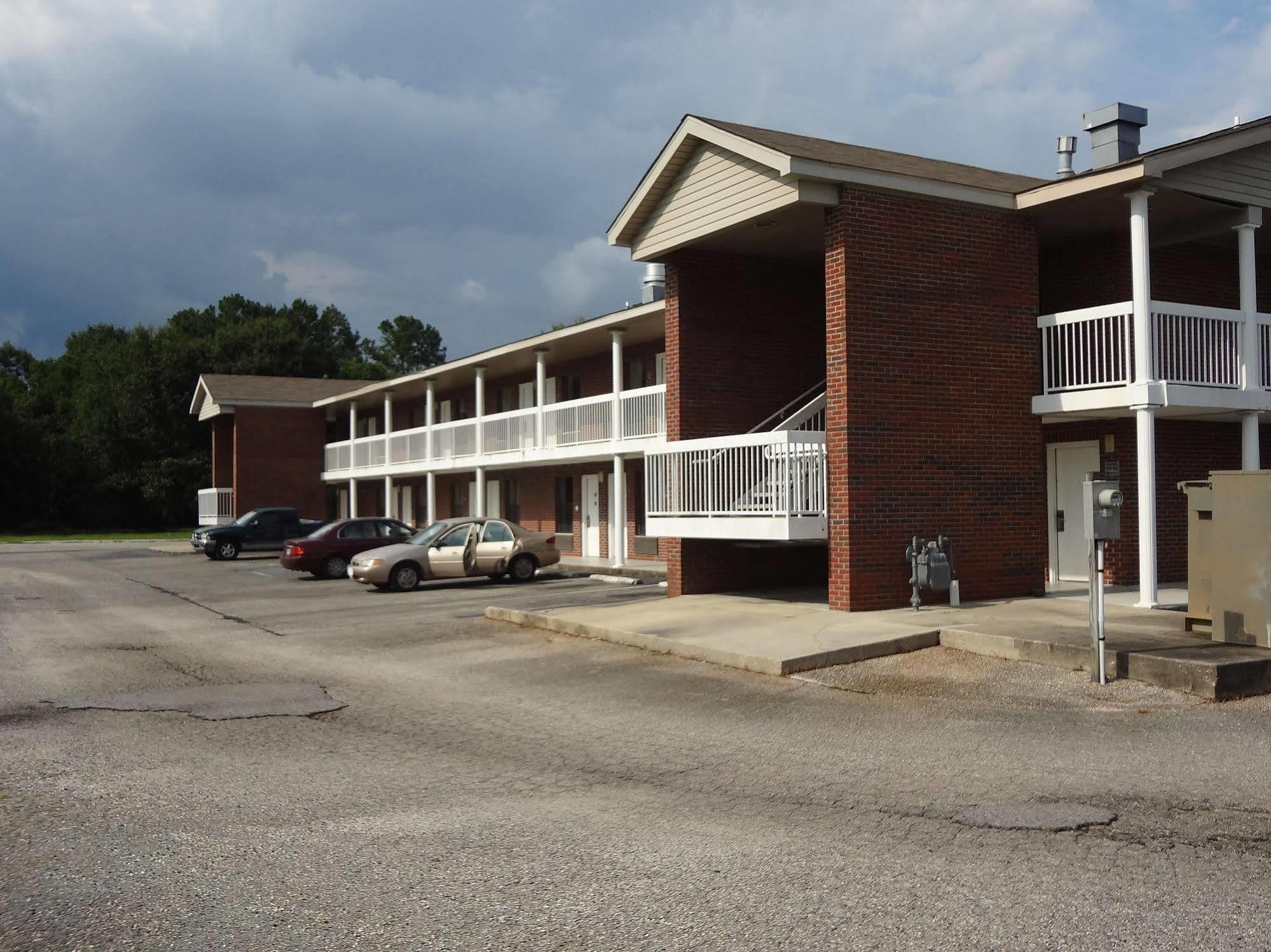 Best Inn Formerly Known As M Star Hotel Chickasaw Exterior foto